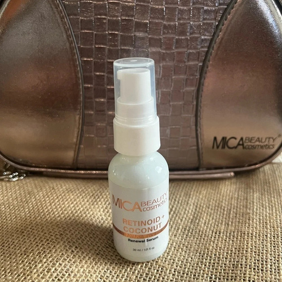 9 Piece Mica Beauty Cosmetics Skincare Set - Picture 6 of 11